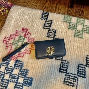 NWOT Tory Burch Wristlet